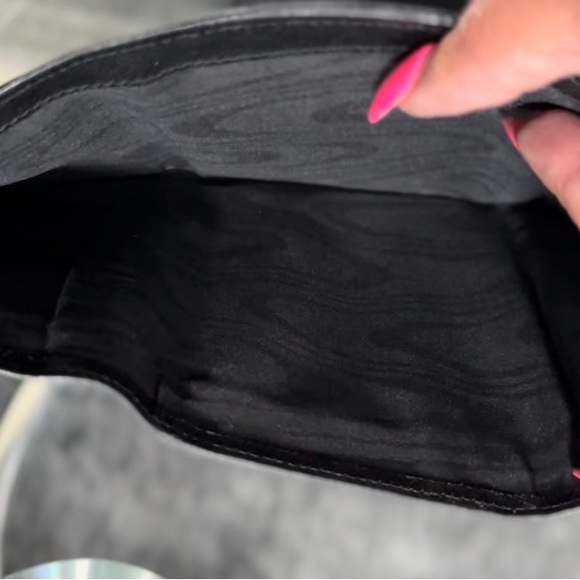 Authentic Large Black Saffiano Leather Prada Wallet - Picture 4 of 5